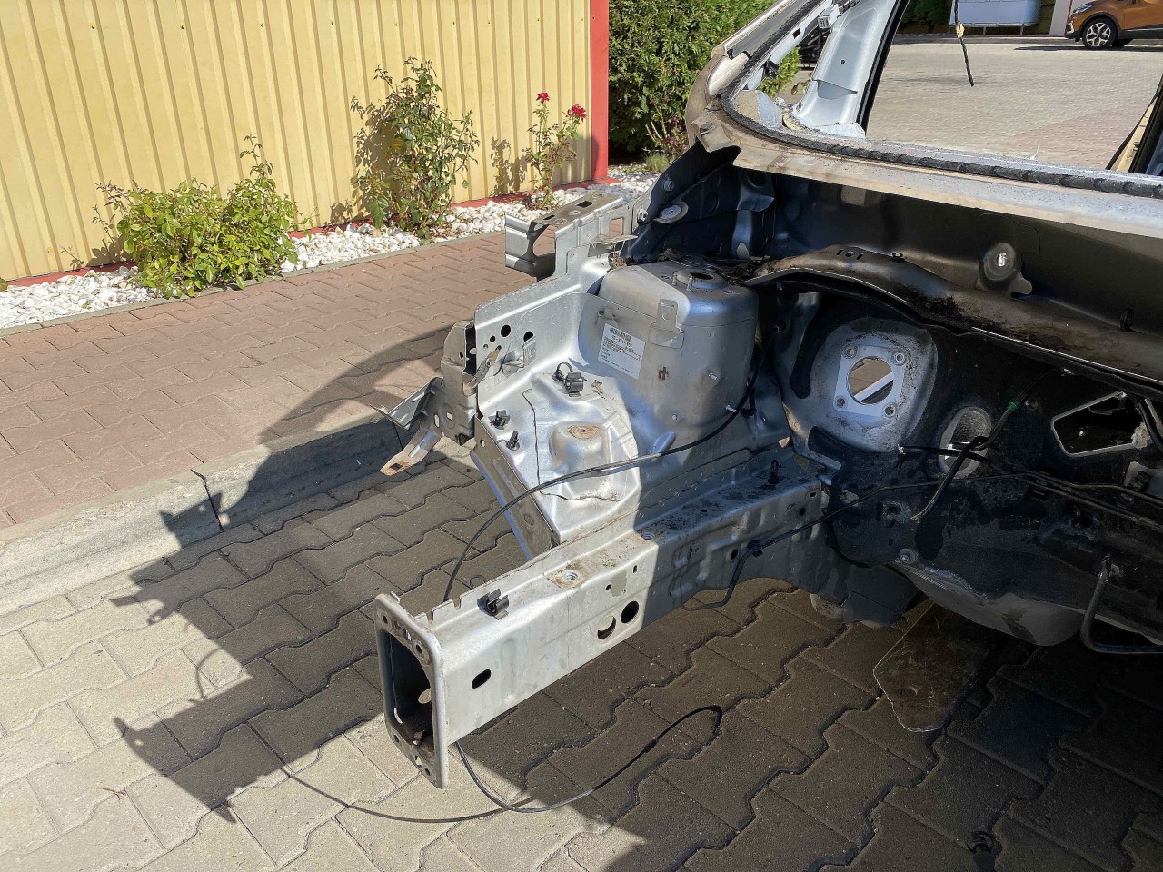 LONJERON DREAPTA FORD B-MAX B-MAX - - (2012 2017)