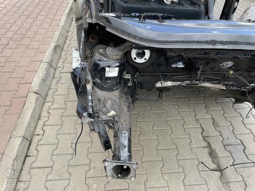 LONJERON DREAPTA FORD C-MAX - - (2010 2015)