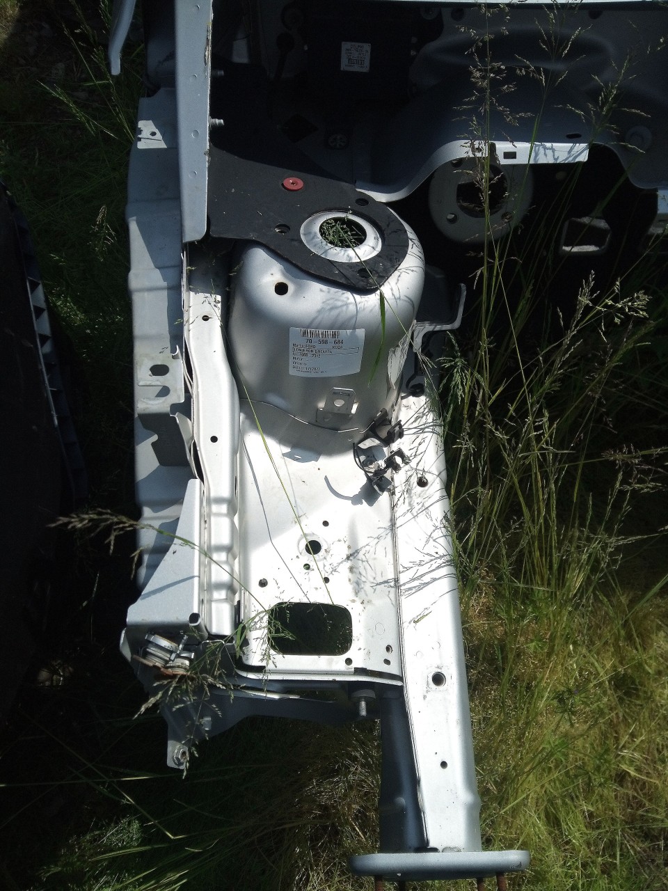 LONJERON DREAPTA FORD KUGA - - (2008 2012)