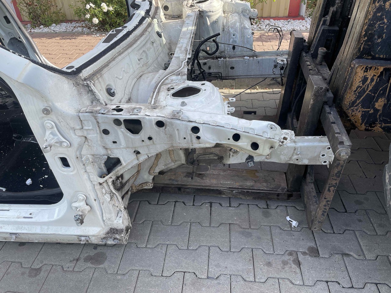 LONJERON DREAPTA MERCEDES A-CLASS - - (2012 2018)