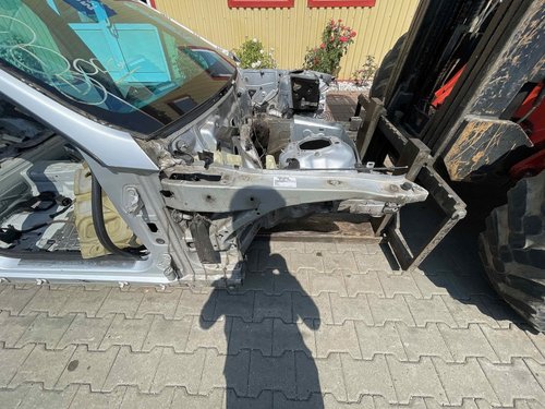 LONJERON DREAPTA MERCEDES E-CLASS - - (2013 2016)
