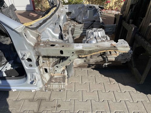 LONJERON DREAPTA MERCEDES E-CLASS - - (2016 2020)