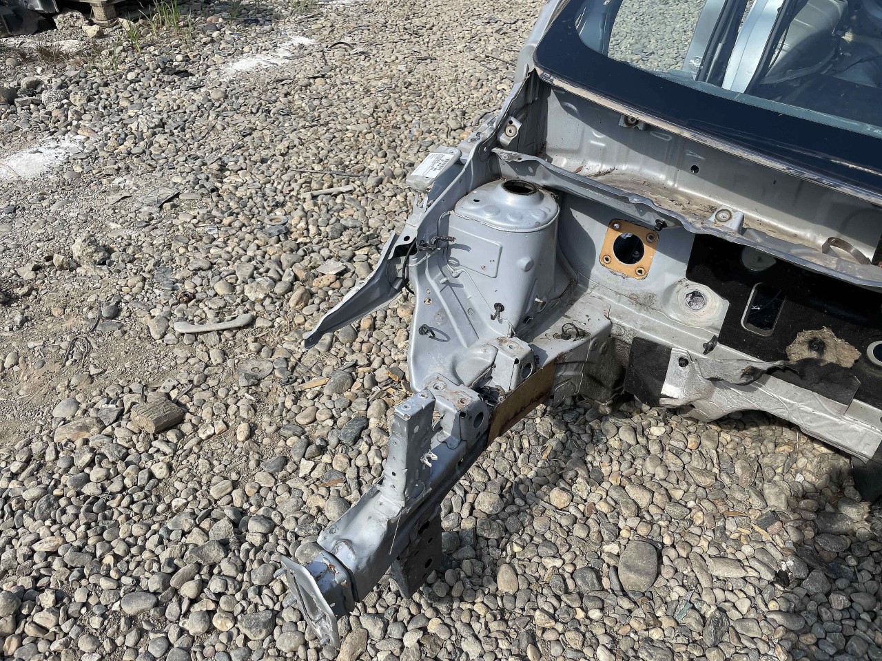 LONJERON DREAPTA NISSAN NOTE NOTE - - (2013 2019)