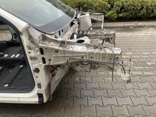 LONJERON DREAPTA NISSAN QASHQAI QASHQAI - - (2010 2014)