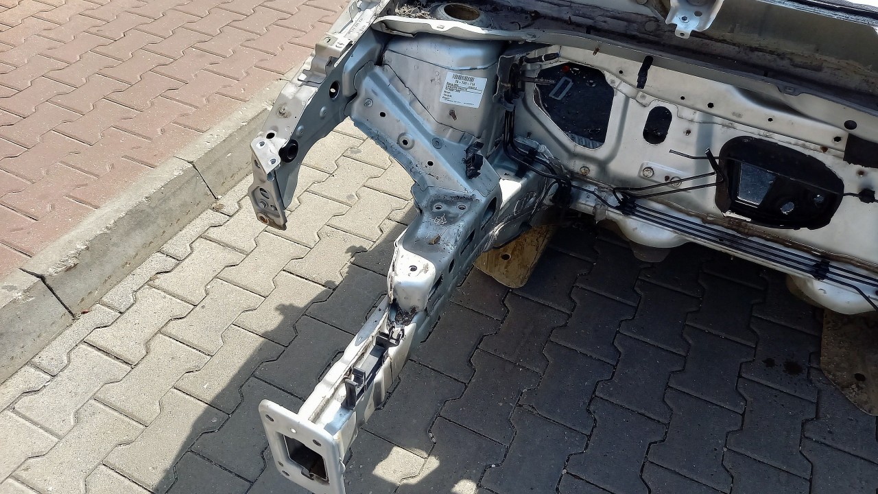 LONJERON DREAPTA OPEL CORSA D - - (2006 2011)