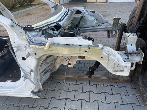 LONJERON DREAPTA PEUGEOT 508 - - (2014 2018)