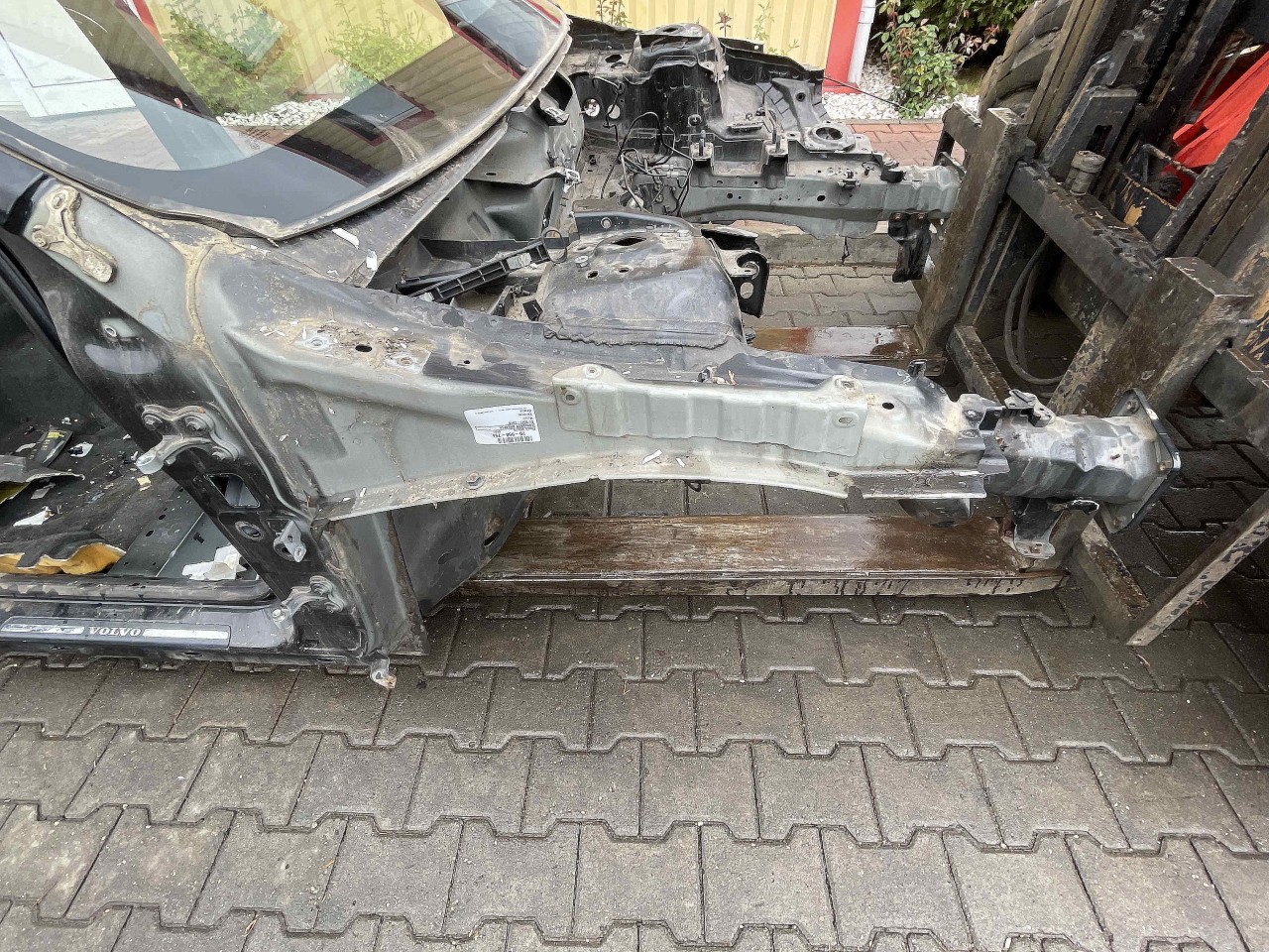 LONJERON DREAPTA VOLVO S60 - - (2011 2018)