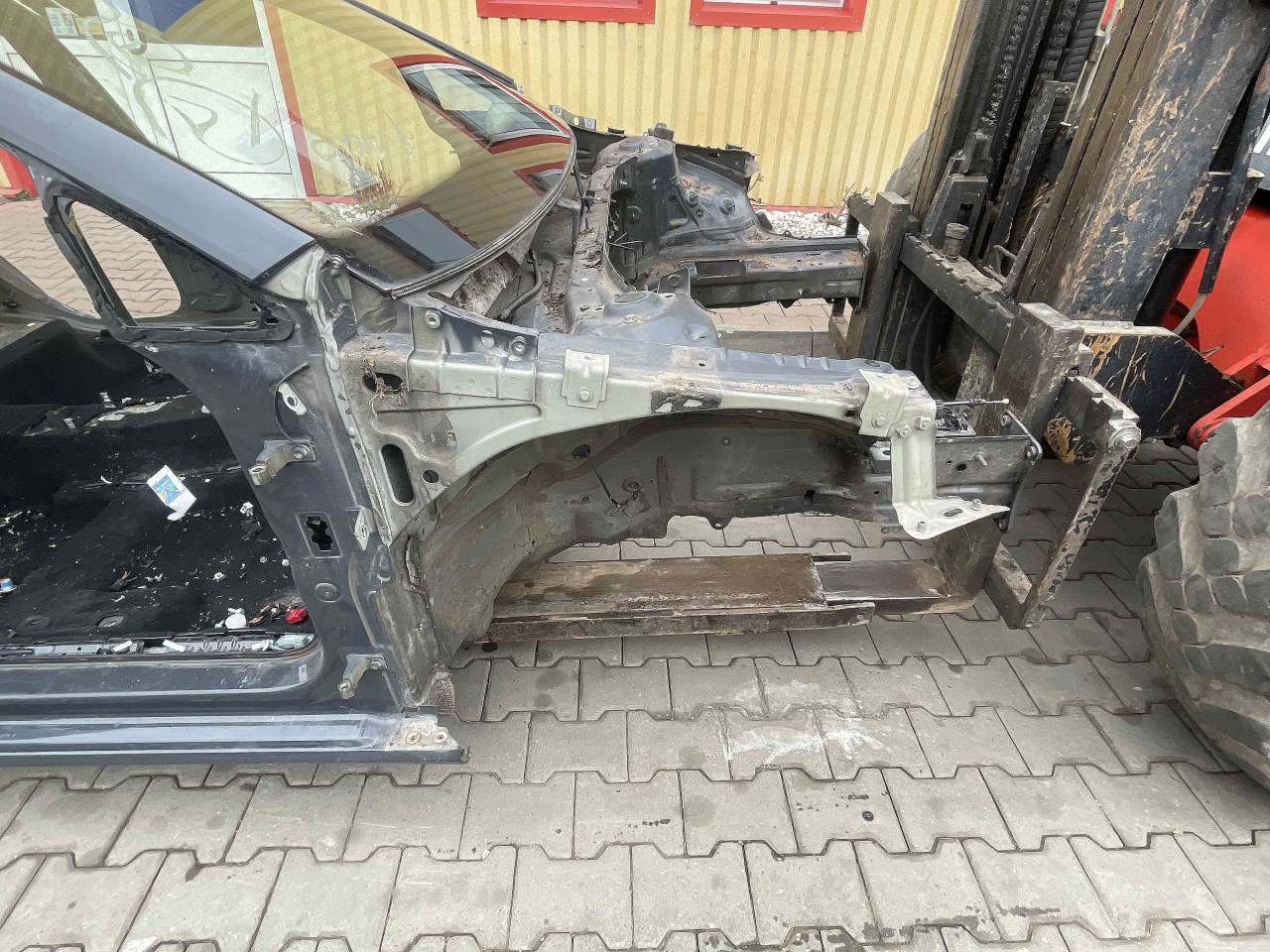 LONJERON DREAPTA VW GOLF VII GOLF VII - - (2012 2016)