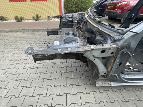 LONJERON STANGA AUDI A4 - - (2012 2015)