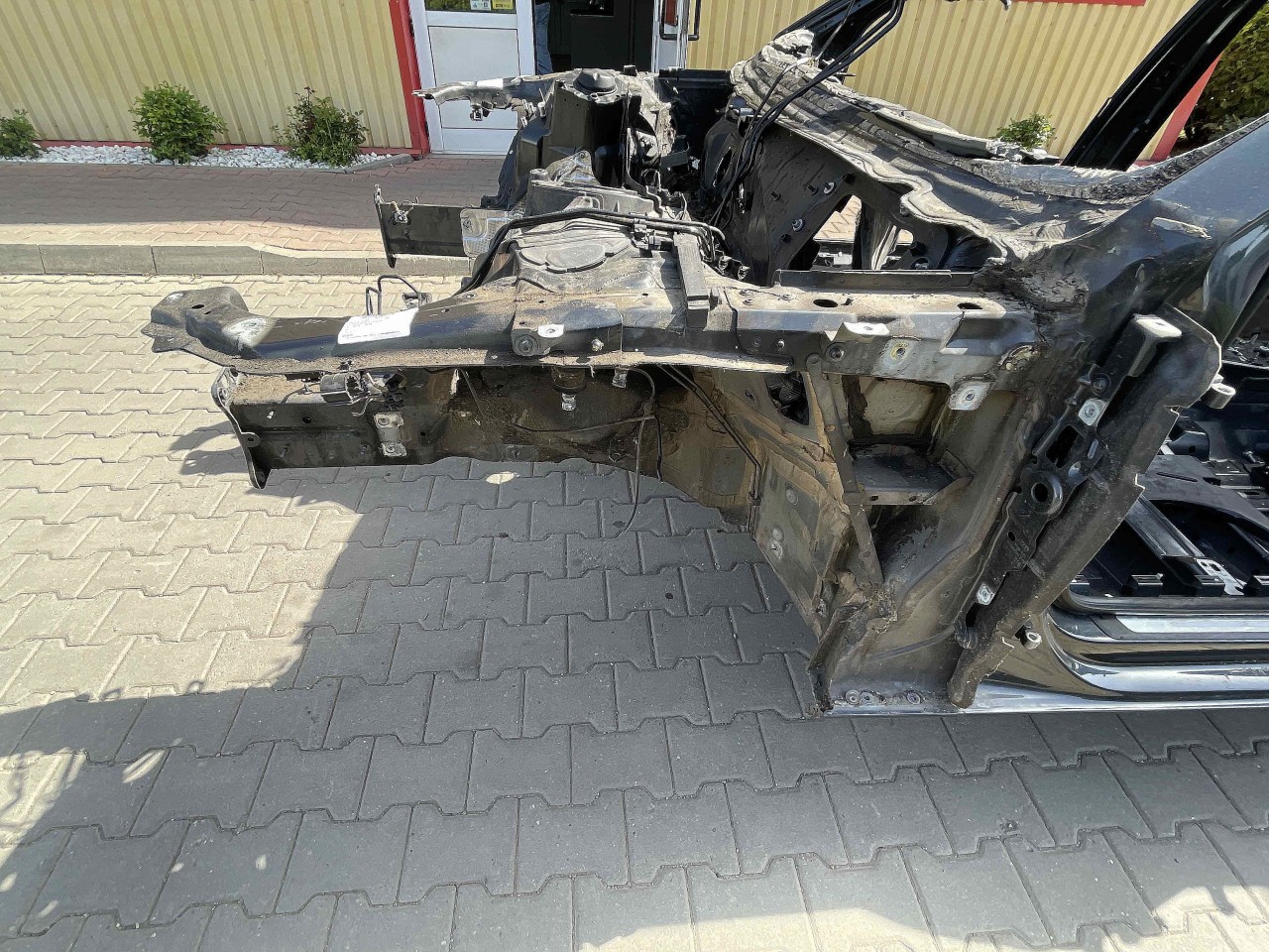 LONJERON STANGA AUDI A4 A4 - - (2015 2018)