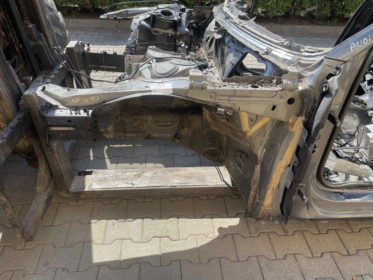 LONJERON STANGA AUDI A6 A6 - - (2018 2024)