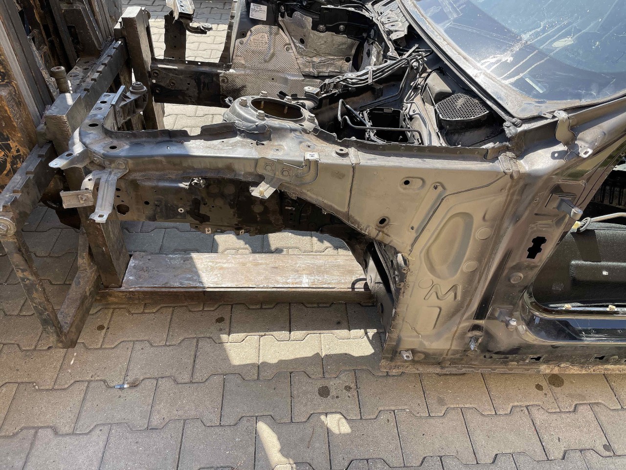 LONJERON STANGA BMW SERIA 3 F 30 - - (2011 2018)