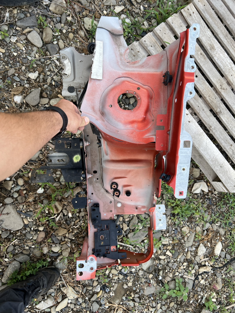 Lonjeron stanga Citroen C3 1.2 Benzina 2018, -
