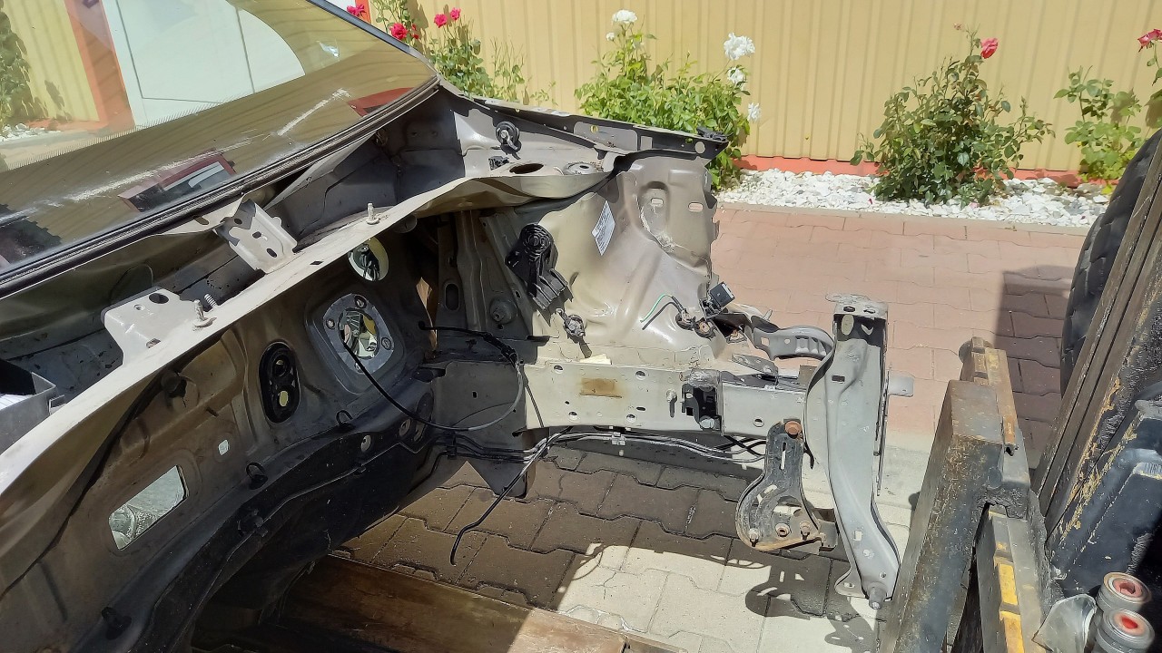LONJERON STANGA CITROEN C4 CACTUS C4 CACTUS - - (2014 2017)