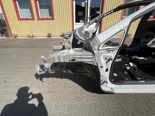 LONJERON STANGA FIAT PUNTO EVO - - (2008 2012)