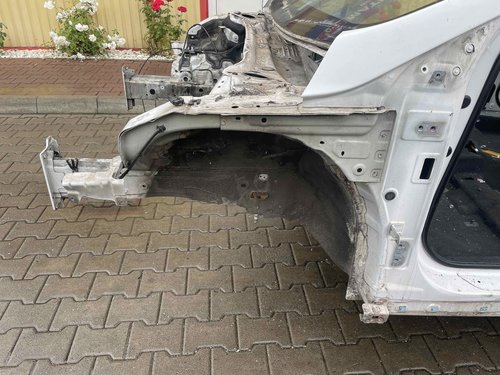 LONJERON STANGA HYUNDAI I40 - - (2011 2015)