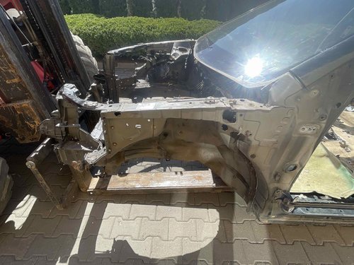 LONJERON STANGA LEXUS RX RX - - (2004 2009)