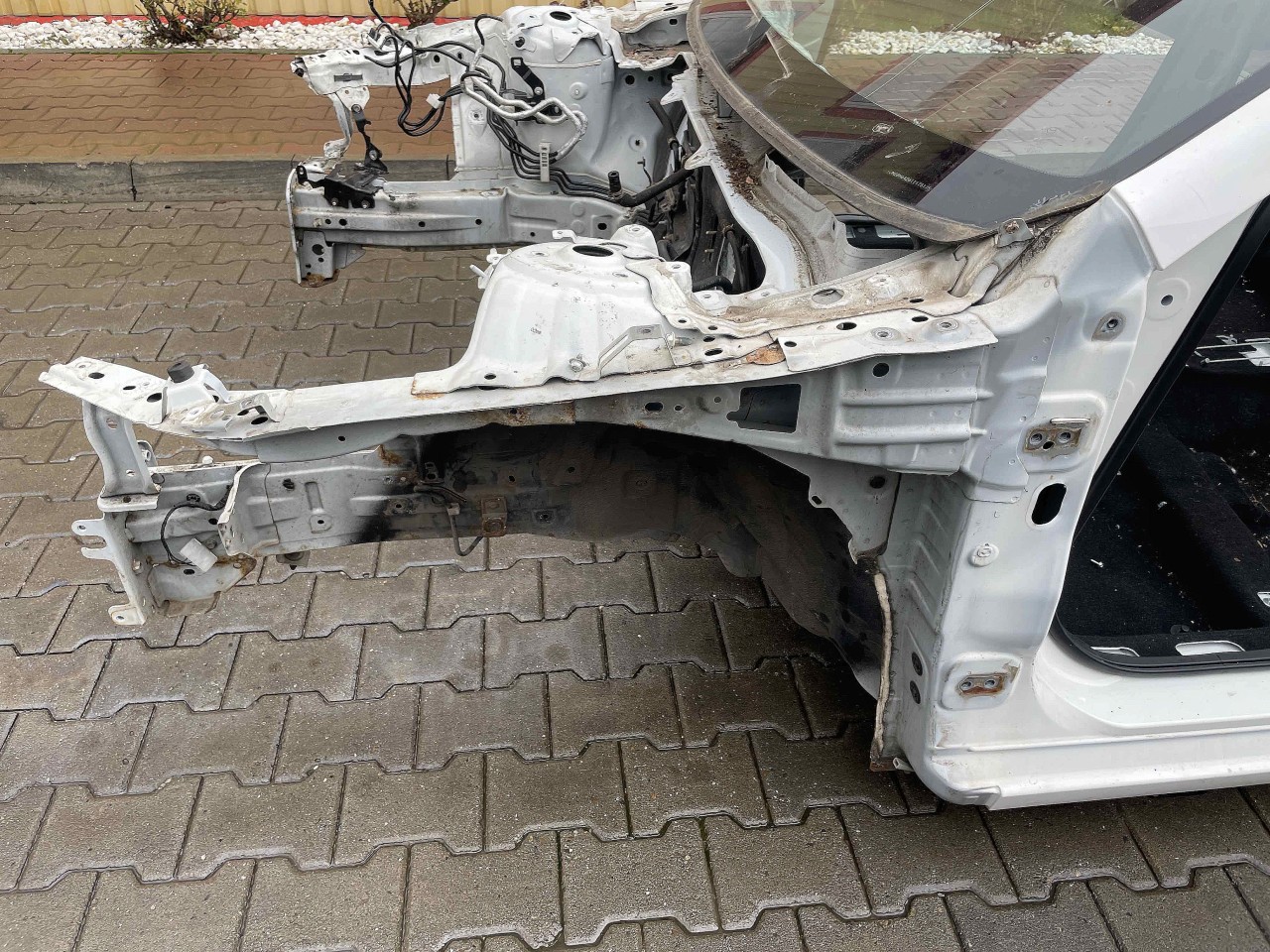 LONJERON STANGA MAZDA 3 3 - - (2013 2018)