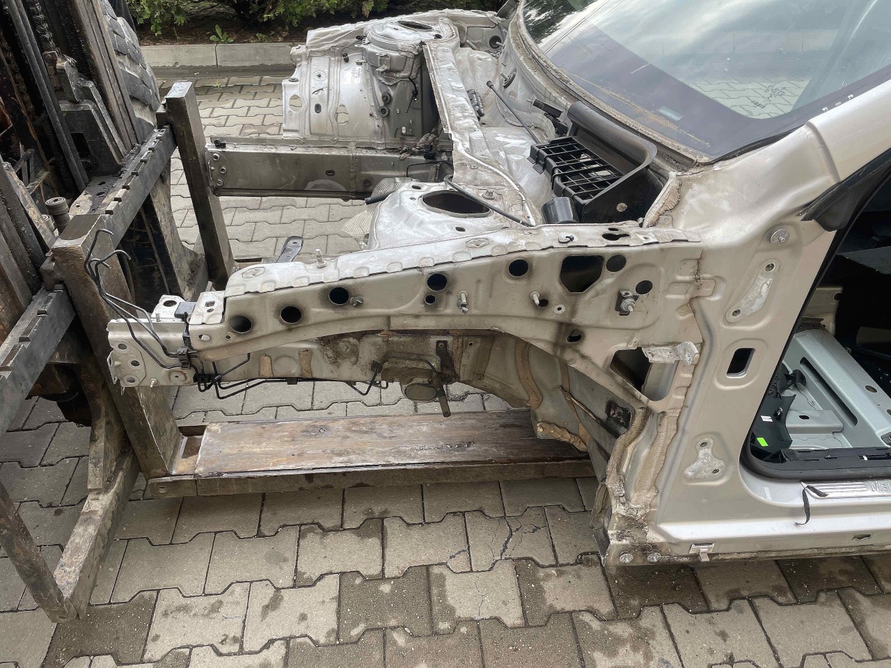 LONJERON STANGA MERCEDES CLA - - (2013 2018)