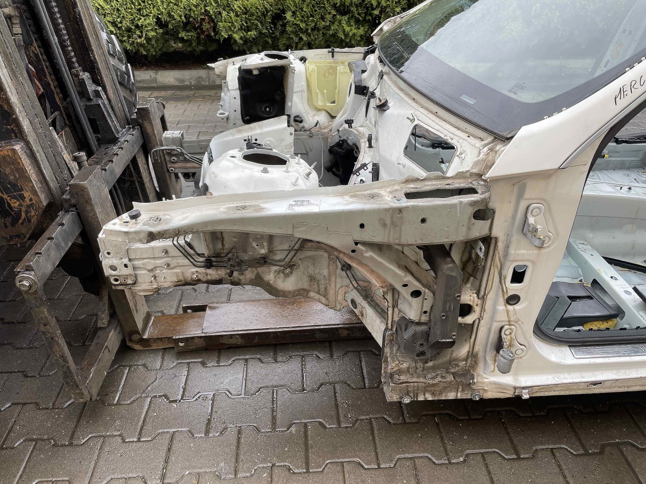 LONJERON STANGA MERCEDES E-CLASS E-CLASS - - (2013 2016)
