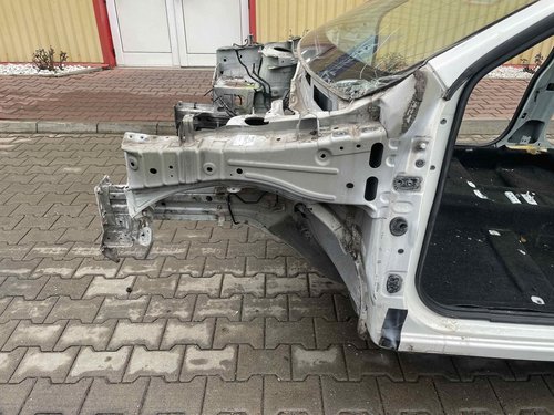 LONJERON STANGA NISSAN QASHQAI QASHQAI - - (2010 2014)
