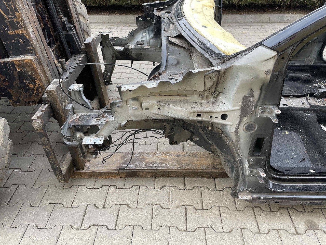 LONJERON STANGA PEUGEOT 2008 - - (2013 2018)
