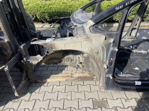 LONJERON STANGA SEAT ALHAMBRA - - (2010 2020)