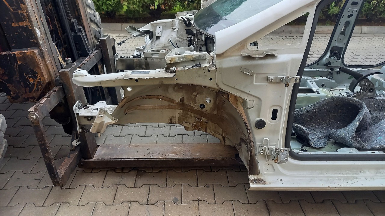 LONJERON STANGA SEAT LEON LEON - - (2006 2012)