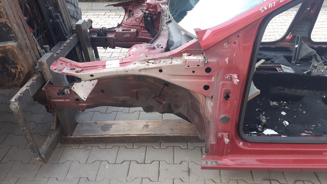 LONJERON STANGA SEAT LEON LEON - - (2012 2016)
