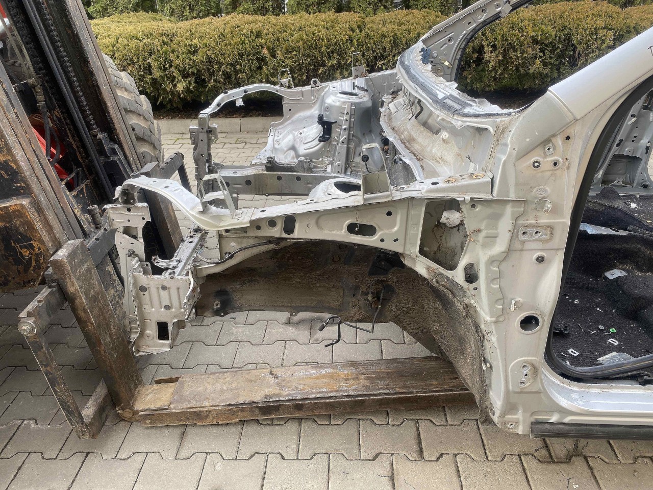 LONJERON STANGA TOYOTA RAV4 - - (2012 2018)