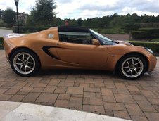 Lotus Elise declarat dauna totala