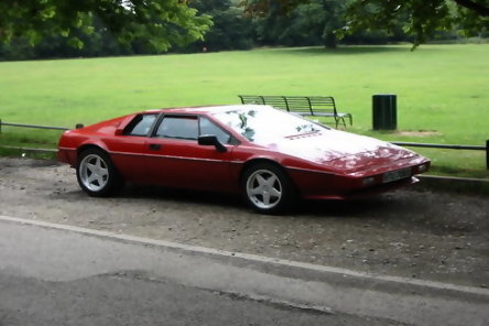 Lotus Esprit cu propulsor de Audi Lotus Esprit cu propulsor de Audi