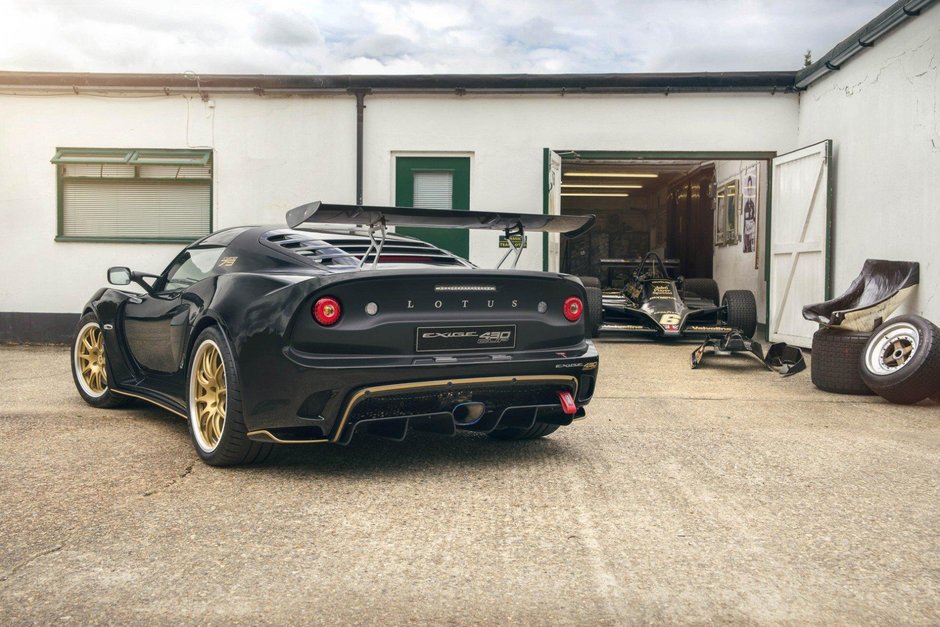 Lotus Exige Type 49 si Type 79