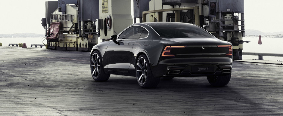 Lumea se inghesuie sa il cumpere. Polestar are deja 500 de comenzi ferme pentru coupe-ul hibrid cu 1000 Nm cuplu Lumea se inghesuie sa il cumpere. Polestar are deja 500 de comenzi ferme pentru coupe-ul hibrid cu 1000 Nm cuplu