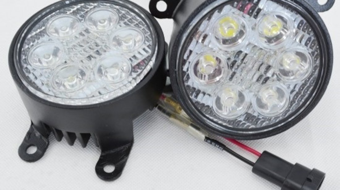 Lumini de zi cu LED Ford Focus (2009-2011) Hatchback