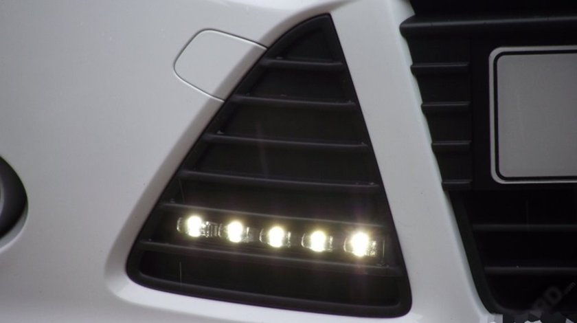 Lumini de zi cu LED Ford Focus MK3 Sedan (2012)
