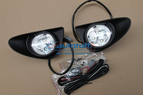 Lumini de zi cu LED Toyota Yaris (2012)