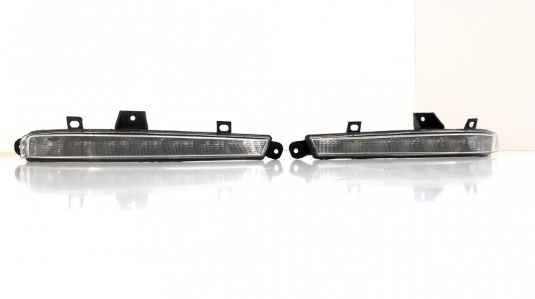 Lumini de zi dedicate LED DRL compatibil cu Mercedes W221 S-Class (2010-2013) Dreapta PX-GZ2-155R