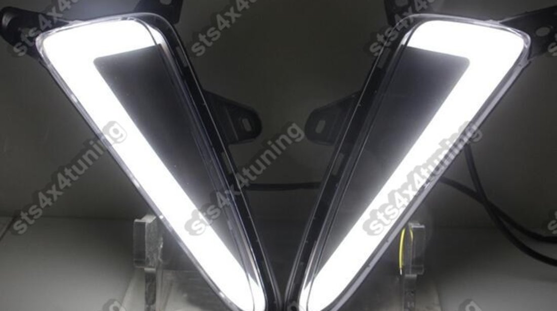 LUMINI DE ZI DRL CU SEMNALIZARE LED BAR TOYOTA CHR 2017-2018 [V1]