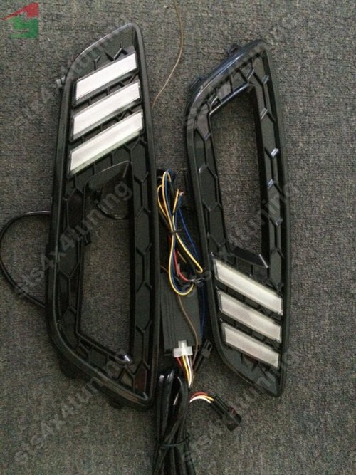 LUMINI DE ZI DRL CU SEMNALIZARE LED FORD FOCUS 2015-2018 [V1]