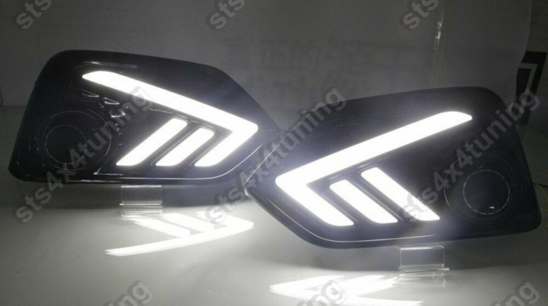 LUMINI DE ZI DRL CU SEMNALIZARE LED HONDA CIVIC HATCHBACK 2016-2020 [V1]