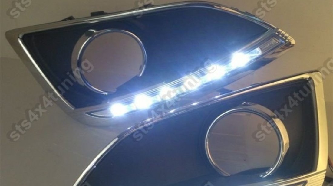 LUMINI DE ZI DRL CU SEMNALIZARE LED HYUNDAI IX35 2010-2015 [V2]