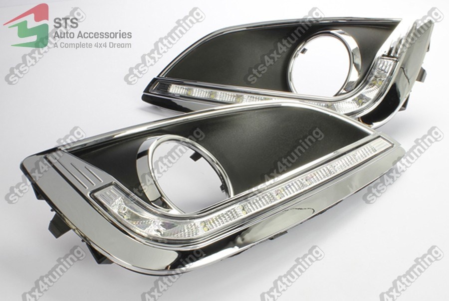 LUMINI DE ZI - DRL HYUNDAI IX35 2010-2015 CU ORNAMENT CROM [V1]