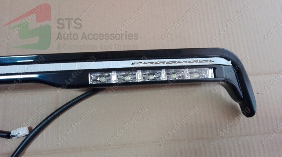 LUMINI DE ZI DRL TOYOTA HILUX VIGO 2005-2009 [V3]