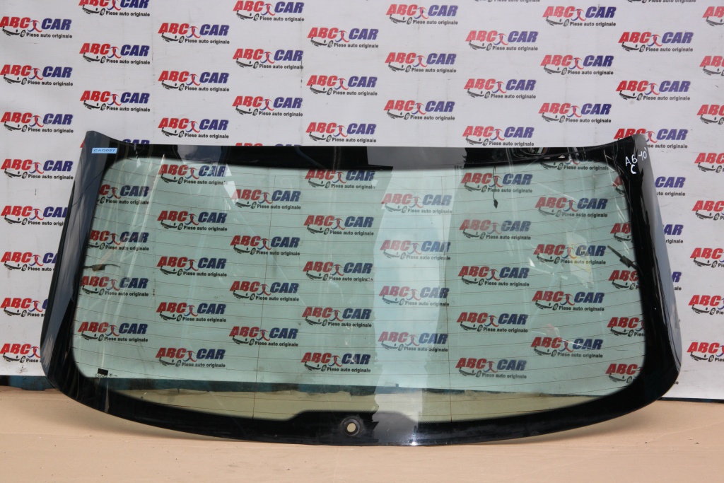 Luneta Audi A6 4B C5 model 2000