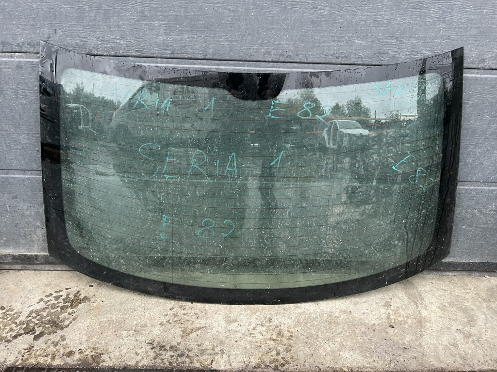Luneta BMW Seria 1 E82 - Motorina 2010, -