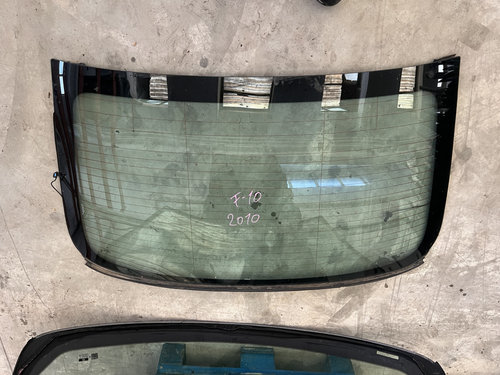 Luneta BMW Seria 5 F10 - Motorina 2013, -