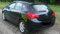 Luneta geam parbriz spate Opel Astra J Hatchback