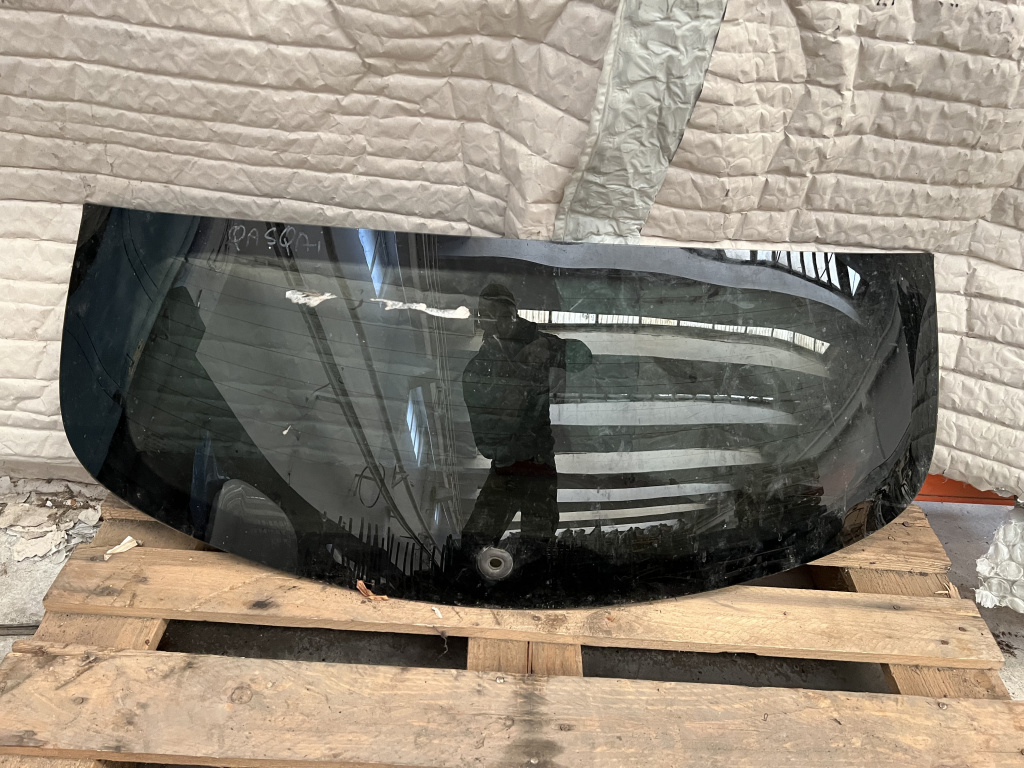 Luneta haion Nissan Qashqai - Motorina 2013, -