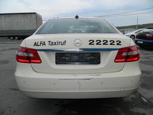 Luneta Mercedes E-Class 2009-2016 W212